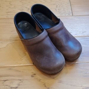 Dansko Clogs size 40